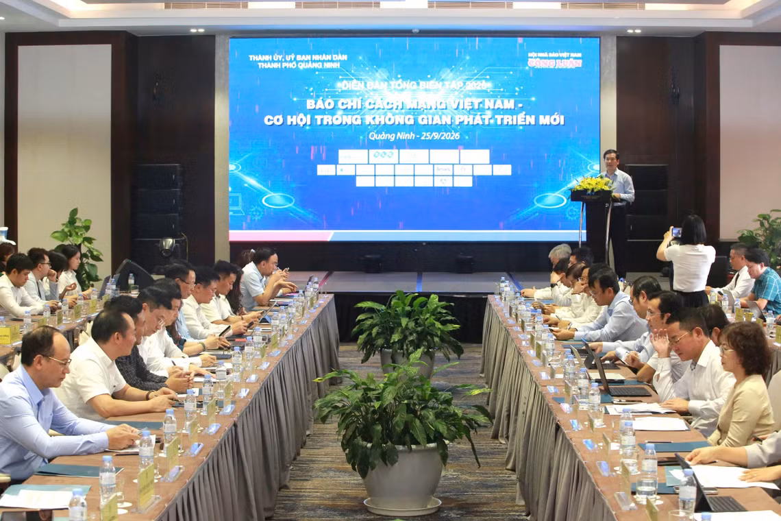 Ông Vũ Quyết Tiến phát biểu tại diễn đàn.