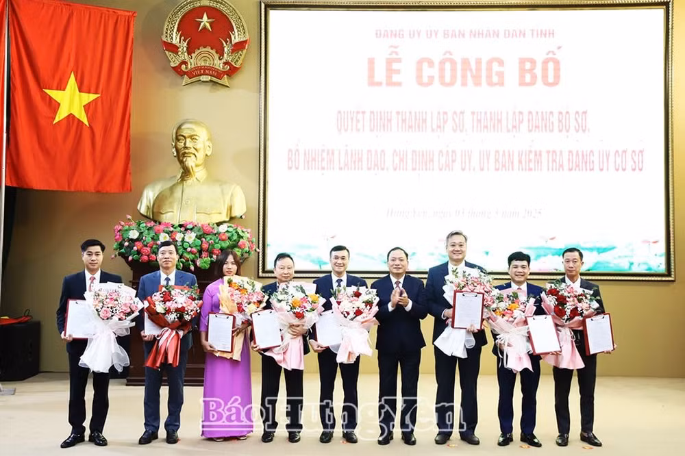 hung yen cong bo cac nghi quyet quyet dinh ve sap xep bo may va cong tac can bo hinh 1