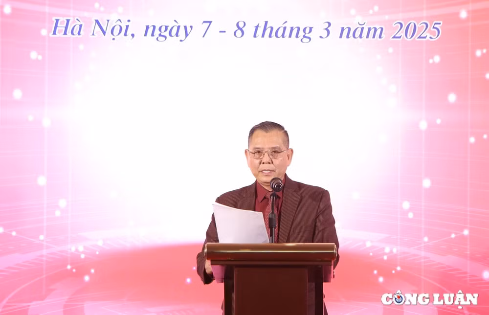 khai mac hoi bao xuan at ty ha noi 2025 va trao giai bao chi ngo tat to nam 2024 hinh 2