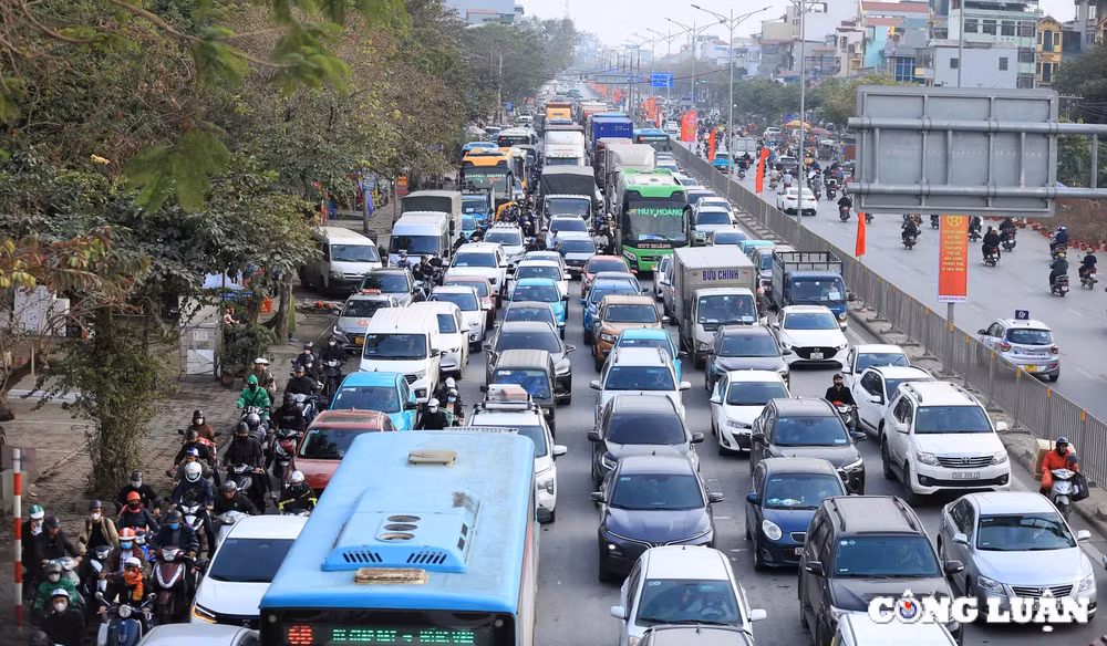 bam coi xe lien tuc sai quy dinh se bi xu phat nang hinh 1