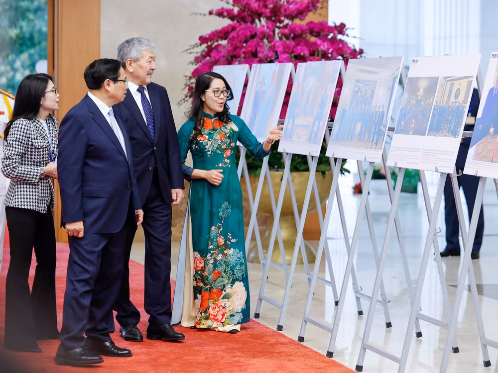 thu tuong pham minh chinh chu tri le don chinh thuc thu tuong kyrgyzstan adylbek kasimalyev hinh 6