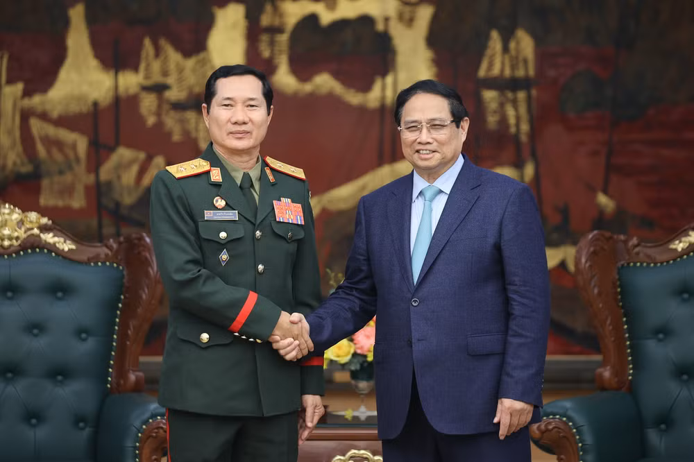 quan doi viet nam va lao can tham muu hieu qua voi lanh dao cap cao ve quoc phong an ninh hinh 1