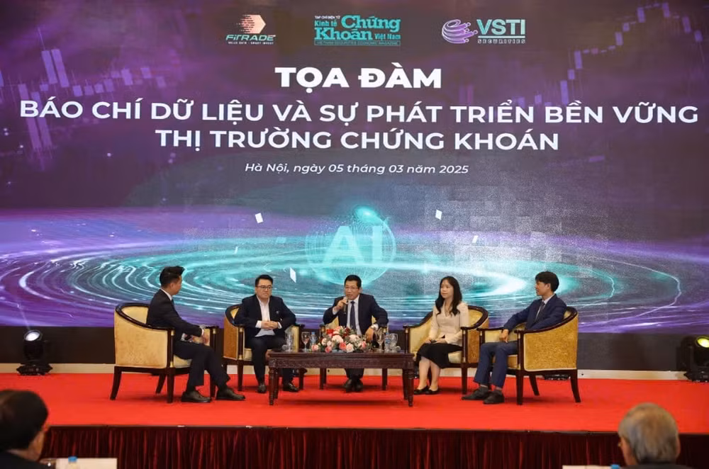phat trien bao chi du lieu gop phan minh bach on dinh ben vung thi truong chung khoan viet nam hinh 1