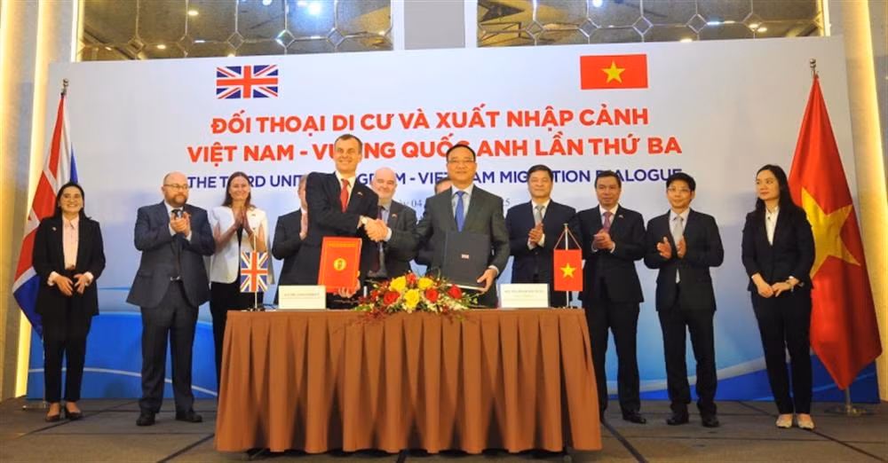 viet nam vuong quoc anh tang cuong hop tac an ninh va phong chong mua ban nguoi hinh 3