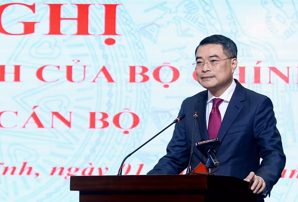 thu truong bo gtvt nguyen duy lam giu chuc bi thu tinh uy ha tinh hinh 2