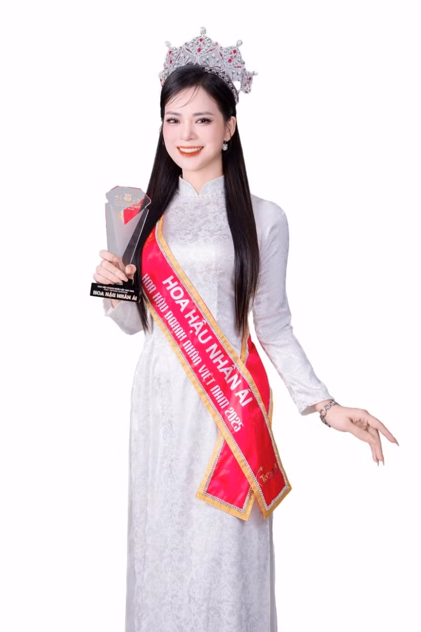 hoa hau nhan ai dao thi ngan va du an vong tay yeu thuong hinh 4