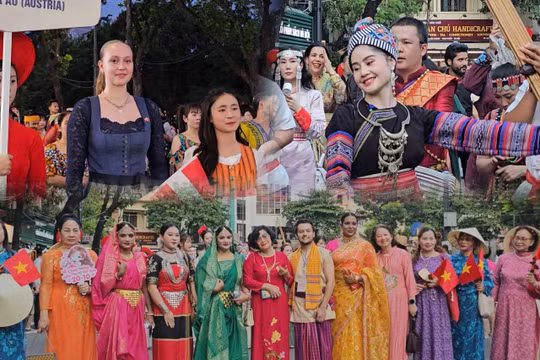 Hà Nội rực rỡ sắc màu văn hóa năm châu