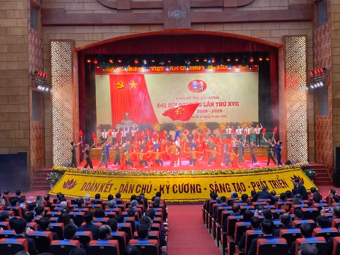 Chương trình văn nghệ chào mừng Đại hội