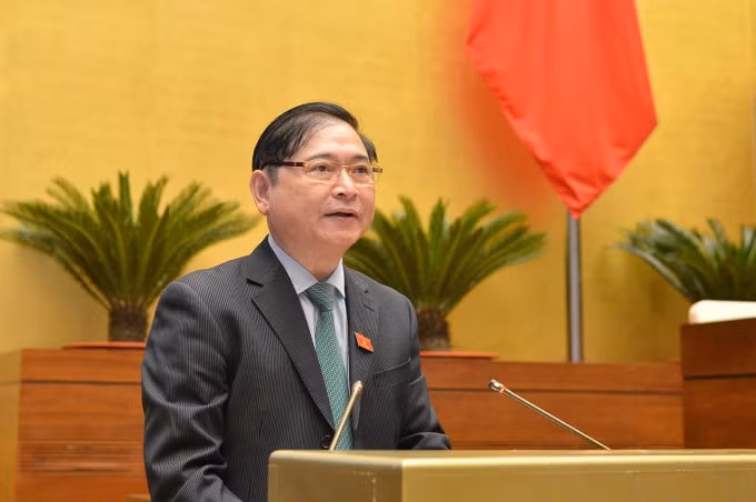 Ủy viên Ủy ban Thường vụ Quốc hội, Chủ nhiệm Ủy ban Khoa học, Công nghệ và Môi trường của Quốc hội Phan Xuân Dũng .