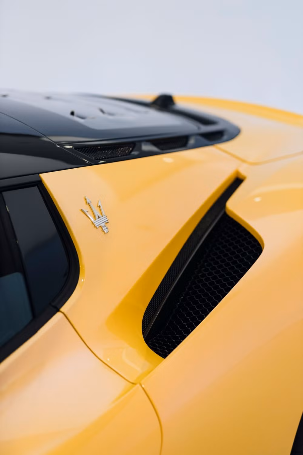 Maserati MC201