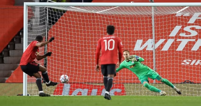 Cầu thủ Anthony Martial có bàn thắng trên chấm 11m. Ảnh: thethaovanhoa.vn