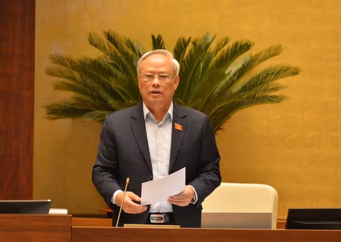 Phó Chủ tịch Quốc hội Uông Chu Lưu điều hành phiên thảo luận về một số nội dung còn ý kiến khác nhau của dự thảo Luật sửa đổi, bổ sung một số điều của Luật Xử lý vi phạm hành chính.