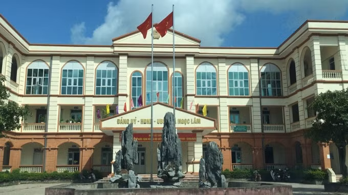 Trụ sở Đảng ủy, HĐND, UBND xã Ngọc Lâm.