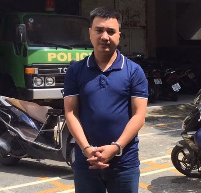 Bị can Hoàng Mạnh Cường bị bắt để điều tra hành vi lừa đảo chiếm đoạt tài sản. Ảnh: thanhnien.vn