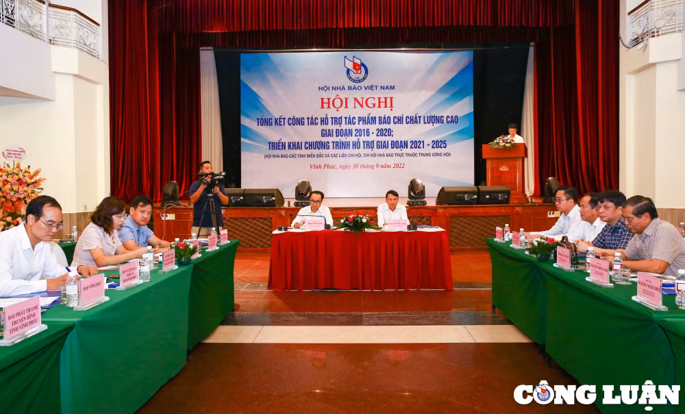 ho tro kip thoi hoi vien nha bao co them nhieu tac pham bao chi chat luong cao hinh 1