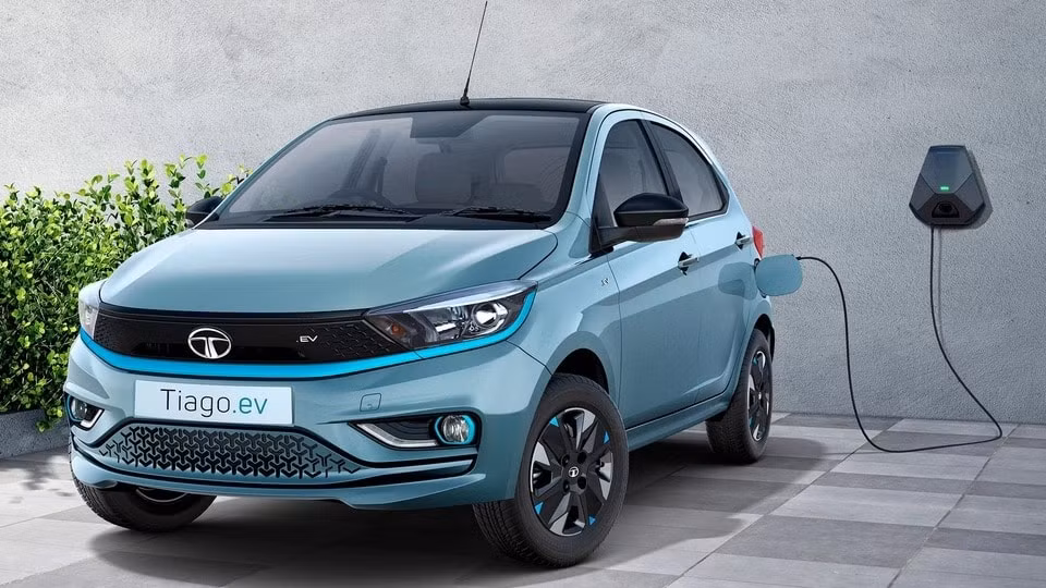 xe dien co nho tata tiago co the di chuyen toi da 315 km hinh 1