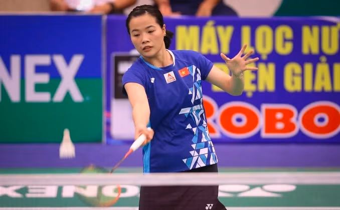 nguyen thuy linh vao tu ket giai cau long vietnam open hinh 1