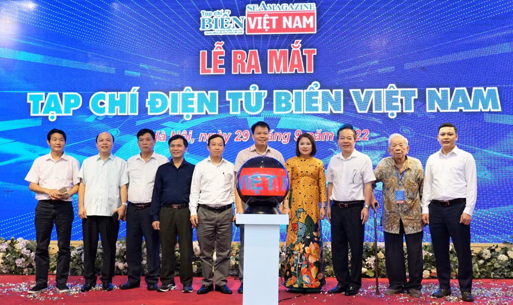tap chi dien tu bien viet nam chinh thuc ra mat hinh 1