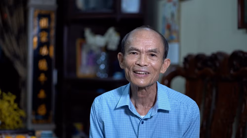 Ông Hoàng Gia Bổng- Nguyên Trưởng Trung tâm điện thoại di động GSM, Công ty Điện báo Hà Nội