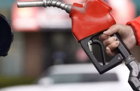 Giá Brent bình lặng, nhưng thị trường dầu đang nóng rực vì thiếu nguồn cung diesel