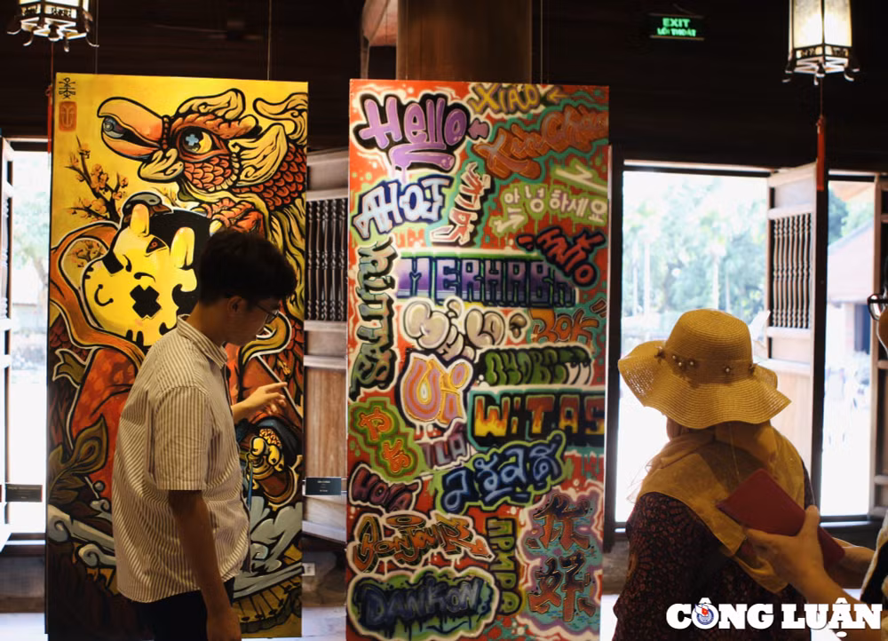 an tuong voi trien lam doi thoai thu phap va graffiti tai van mieu quoc tu giam hinh 7