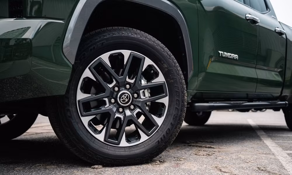 xe ban tai nhat toyota tundra 2022 dau tien ve viet nam hinh 3