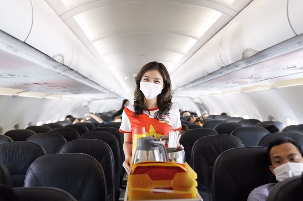 mung dai le don uu dai cung vietjet voi trieu ve khuyen mai kham pha viet nam hinh 2