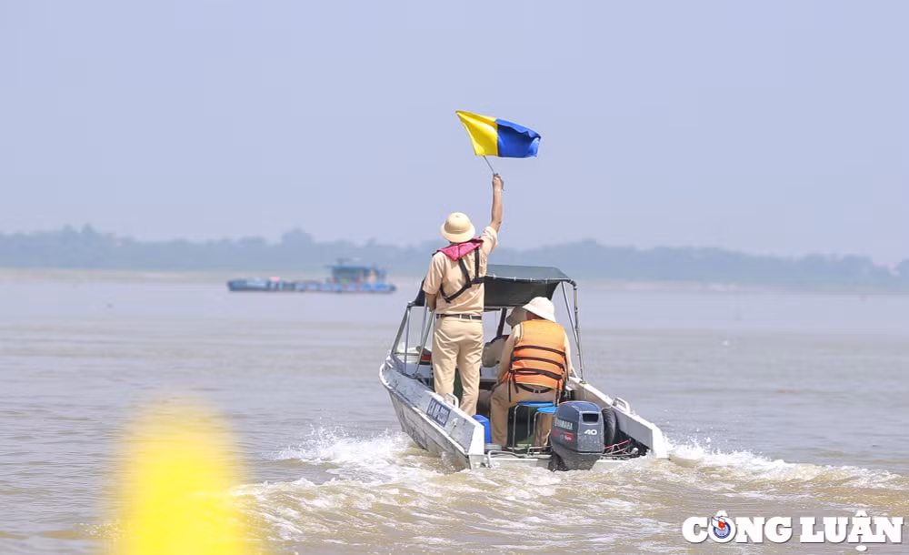 sau 2 thang cao diem kiem tra csgt thuy doan 1 da xu phat hon 500 trieu dong loi vi pham hinh 8