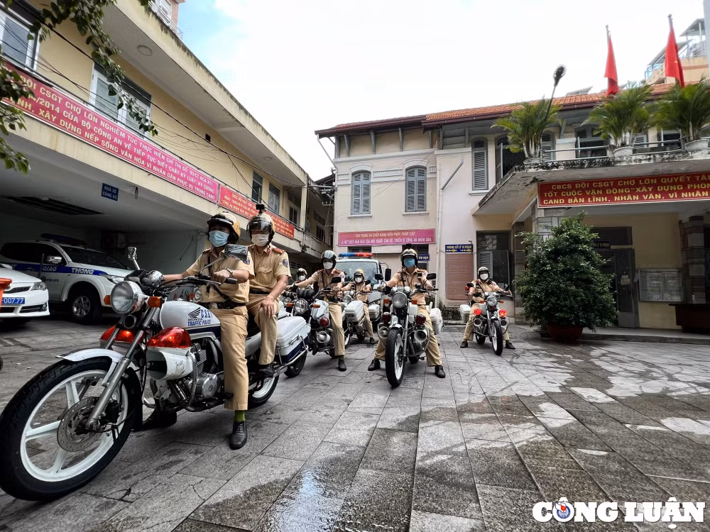 nguoi dan linh kinh do dac roi tp hcm truoc ky nghi le quoc khanh hinh 11