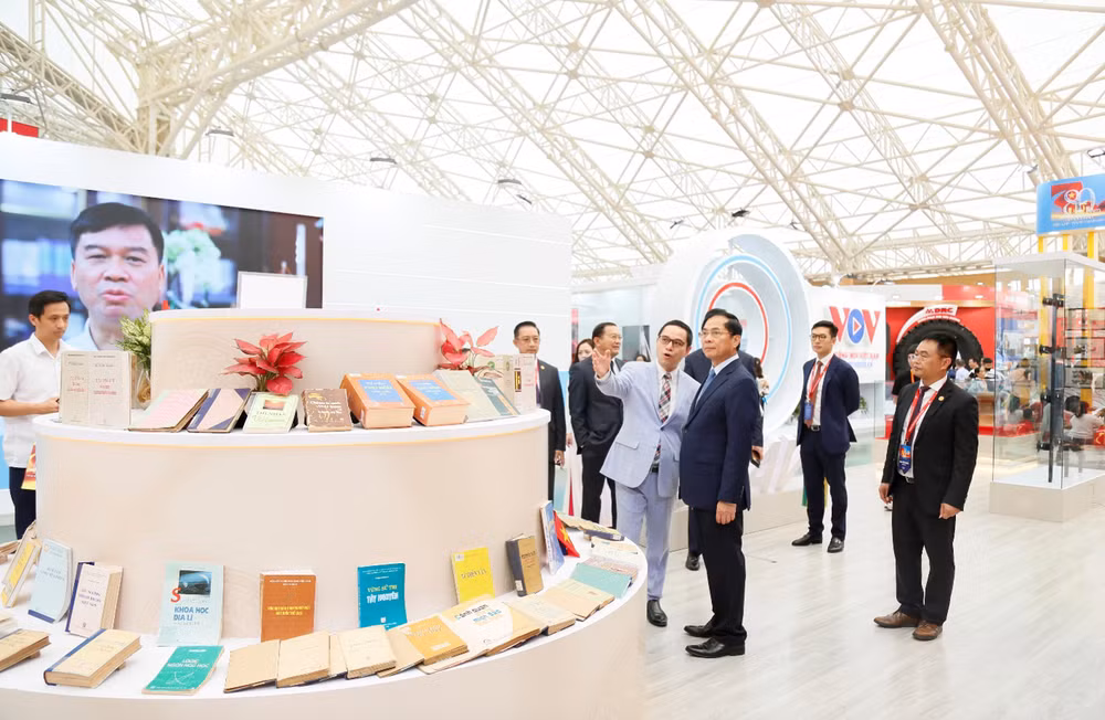 Ảnh màn hình 2025-08-28 lúc 17.05.23