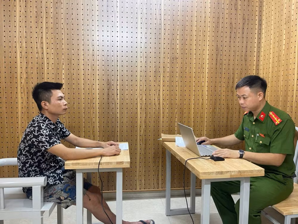 Đối tượng làm việc tại Cơ quan Công an.jpg