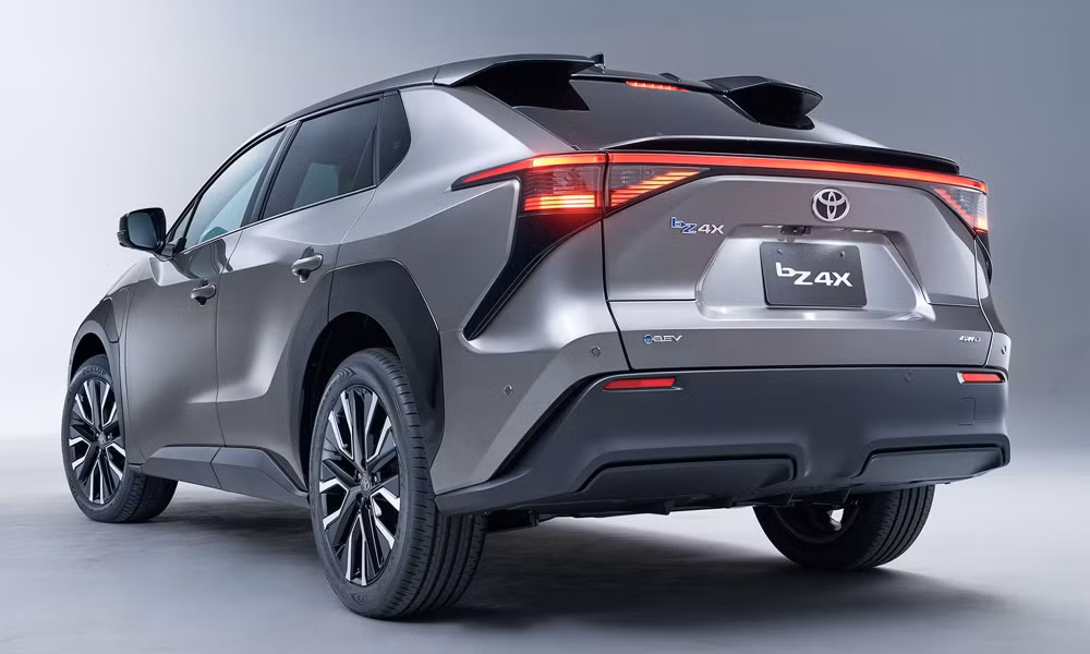 Toyota bZ4X 2025 định vị ở phân khúc gầm cao cỡ D - Ảnh: Toyota