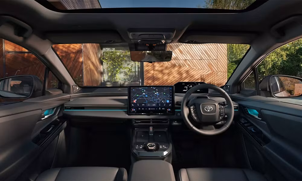 Nội thất thiết kế tối giản nhưng cao cấp - Ảnh: Toyota