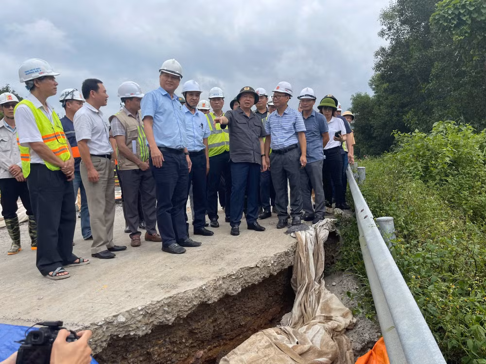 Đánh giá lại địa chất, nghiên cứu kỹ phương án khắc phục dứt điểm sạt lở, nứt mặt đường cao tốc La Sơn - Hoà Liên- Ảnh 2.