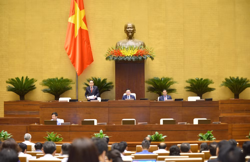 quoc hoi thao luan ve mot so noi dung con y kien khac nhau cua du an luat canh sat co dong hinh 1