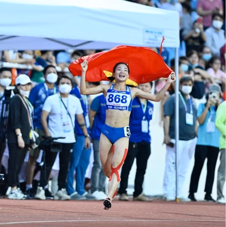 nhung vdv tai nang gianh nhieu huy chuong vang nhat tai sea games 31 hinh 4