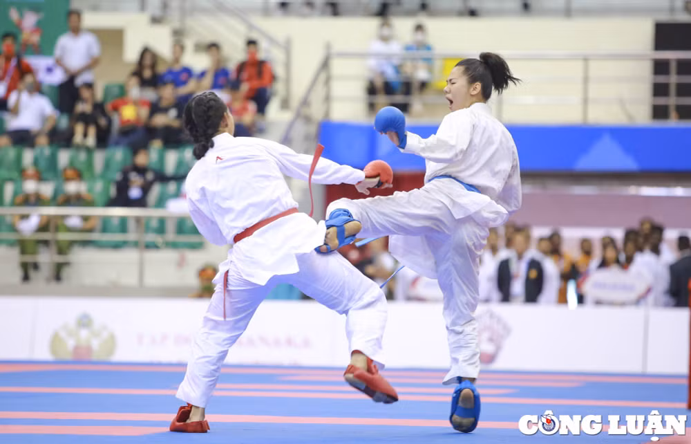 viet nam co them 1 huy chuong vang mon karate trong ngay thi dau cuoi cung hinh 6