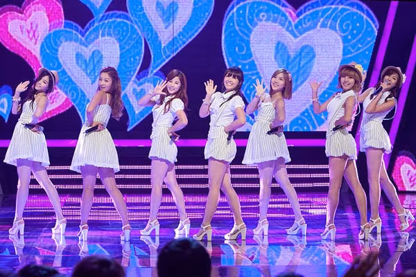 m countdown chinh thuc mo cua cho khan gia sau hai nam hinh 3