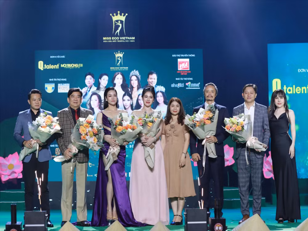 30 nhan sac viet khoe tai trong dem ban ket hoa hau moi truong viet nam 2022 hinh 5