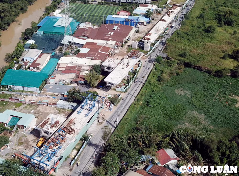 ba cay cau dang do cua tp thu duc chua hen ngay hoan thanh hinh 5