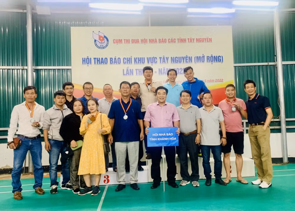 hoi thao bao chi khu vuc tay nguyen mo rong nang cao tinh than gan ket doan ket va than thien hinh 1
