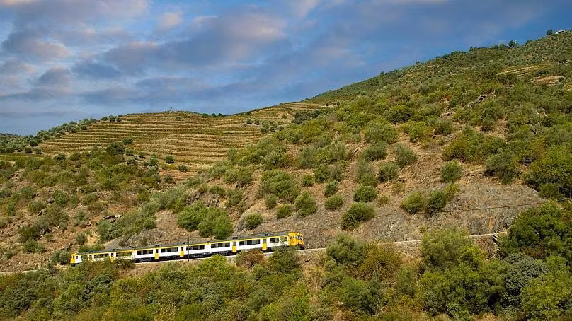 9 cung duong sat ngoan muc nhat tren the gioi hinh 9