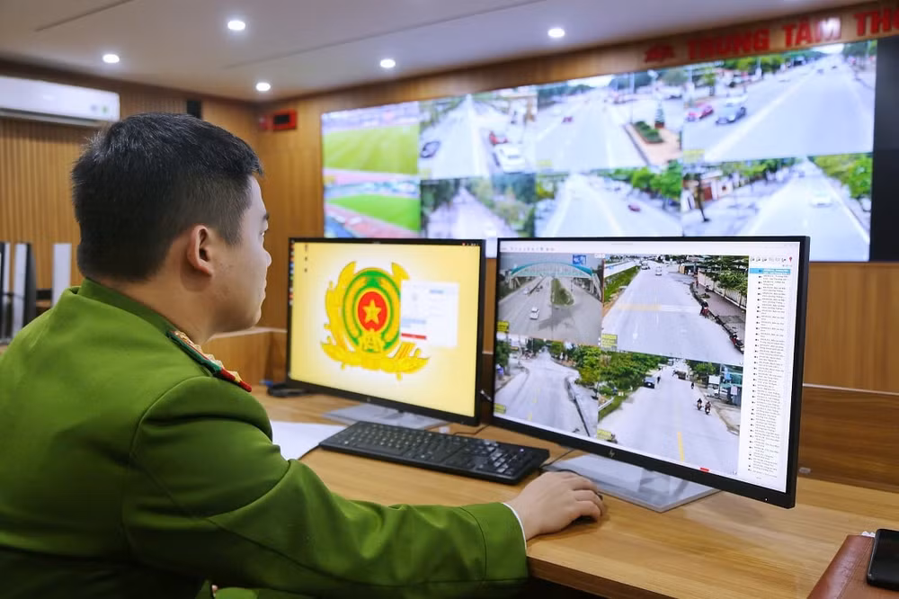 mat than trai deu rong khap tren dia ban thanh pho vinh hinh 2