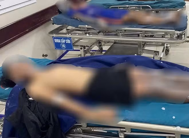 quang binh 4 thieu nien bong nang vi che tao phao theo huong dan tren mang hinh 1