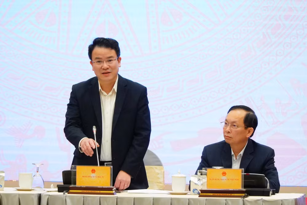 phan dau tang truong kinh te 8 nam 2025 la buoc de chuan bi san sang buoc vao ki nguyen moi hinh 1