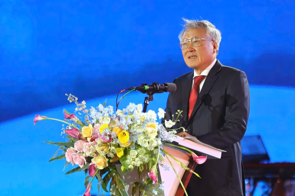 hang ngan nguoi du le khai mac festival hoa da lat lan thu 10 hinh 1