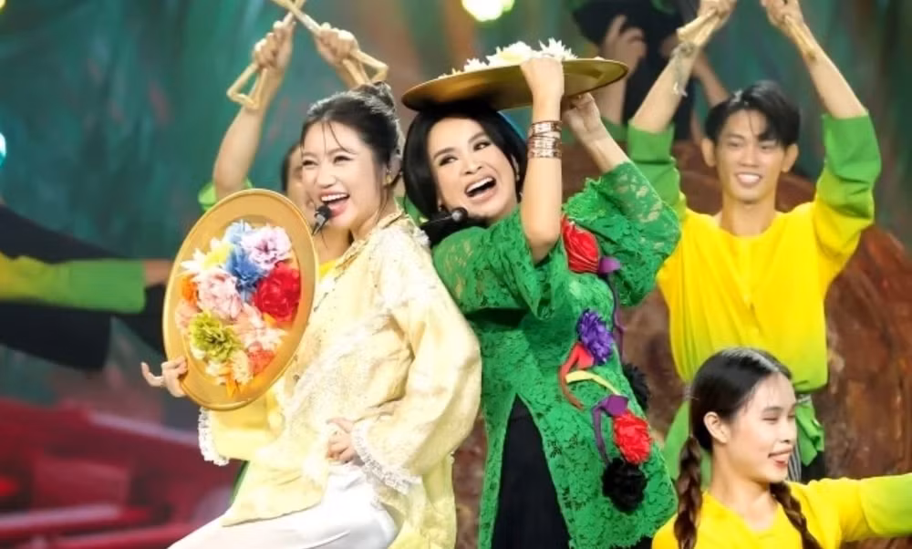 nsnd thanh lam noi gi khi gianh a quan chuong trinh our song vietnam hinh 2