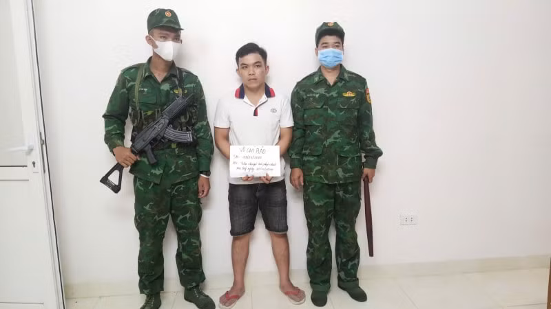 bat giu 2 doi tuong van chuyen hon 10 kg ma tuy tu campuchia ve viet nam hinh 2