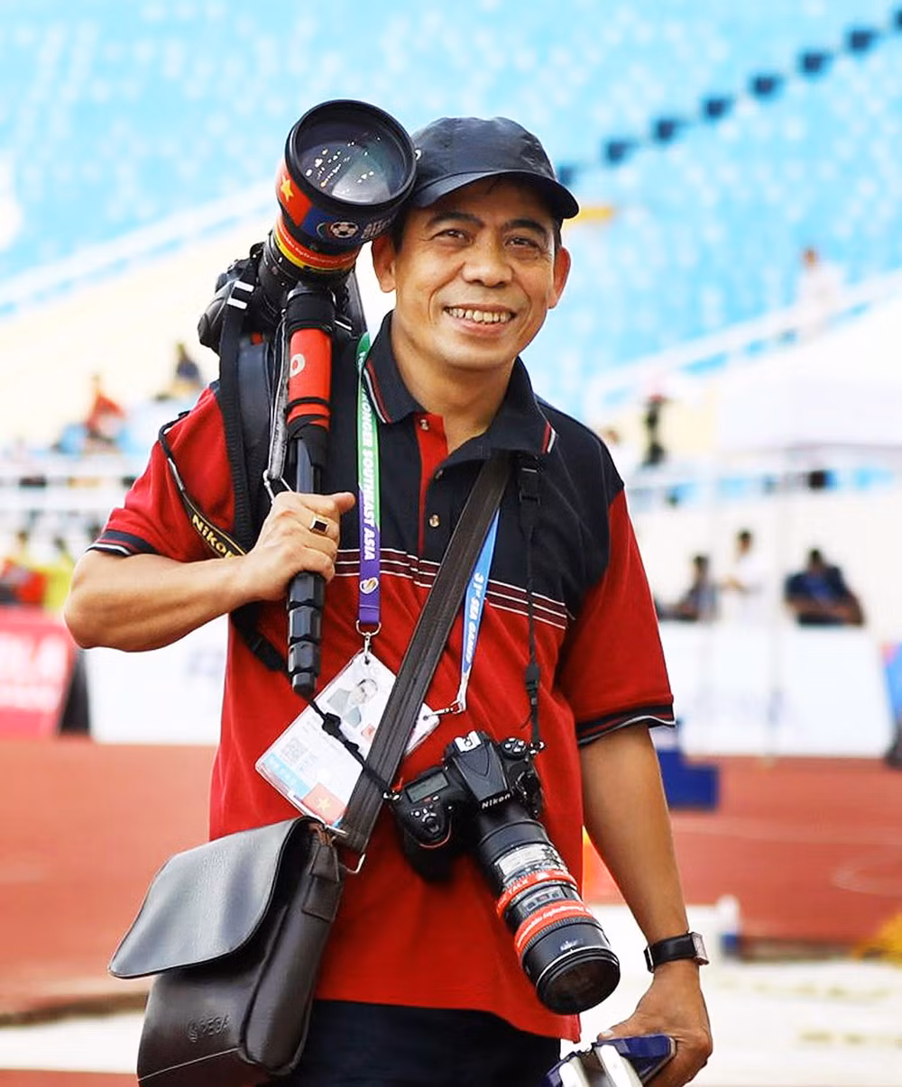 nha bao tran thanh hai nghe bao anh can lam niem dam me chat chiu bat tung khoanh khac hinh 1