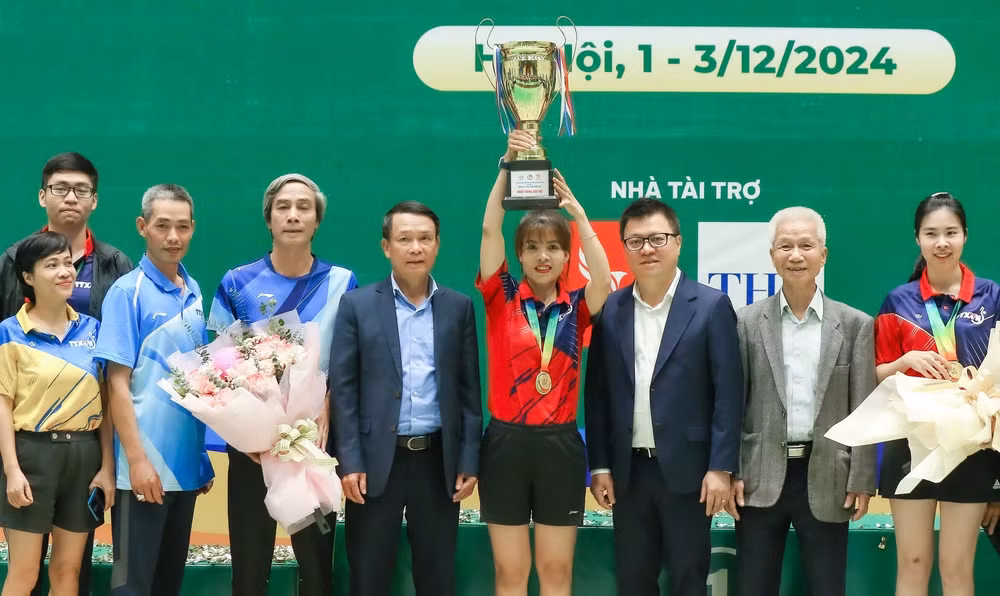 noi gan ket nhung nguoi lam bao dam me trai bong nho hinh 1